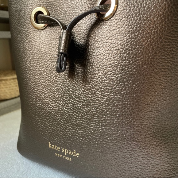 kate spade Eva Bucket bag satchel removable adjustable crossbody small/mini ash - Picture 9 of 15